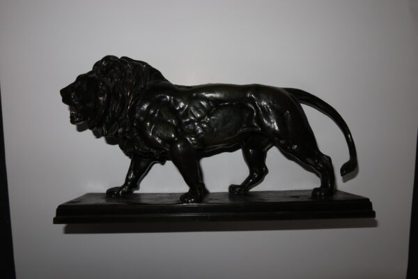Bronze Skulptur " Löwe " signiert A.L. Barye