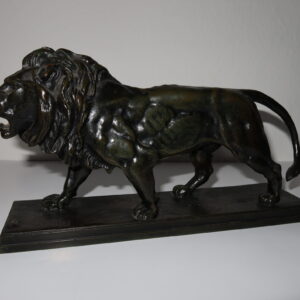 Bronze Skulptur " Löwe " signiert A.L. Barye