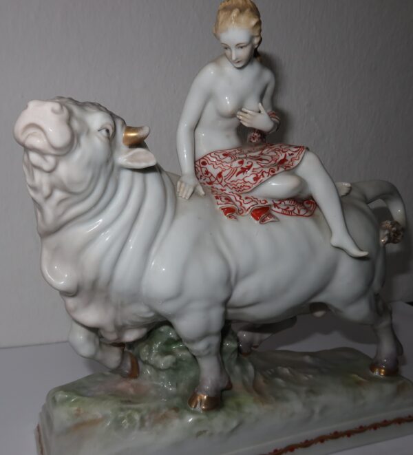ENS -Porzellanfigur " Europa auf dem Stier "
