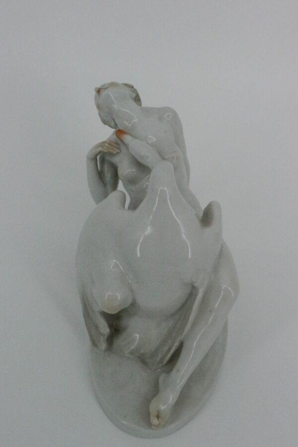 Herend Porzellanfigur Leda mit dem Schwan