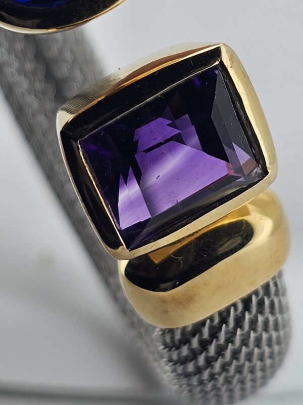 Designer Armband mit Amethyst und synt.Saphir