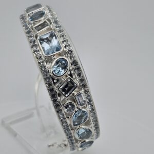 Armbänder