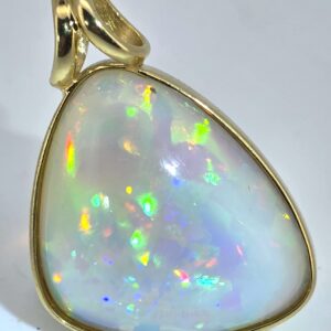 VR Uniques 585 Gold Welo-Opal-Anhänger
