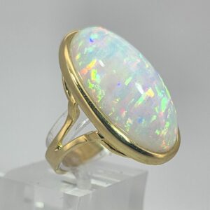 VR Uniques Welo-Opal-Ring