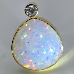 VR Uniques 585 Gold Welo-Opal-Anhänger