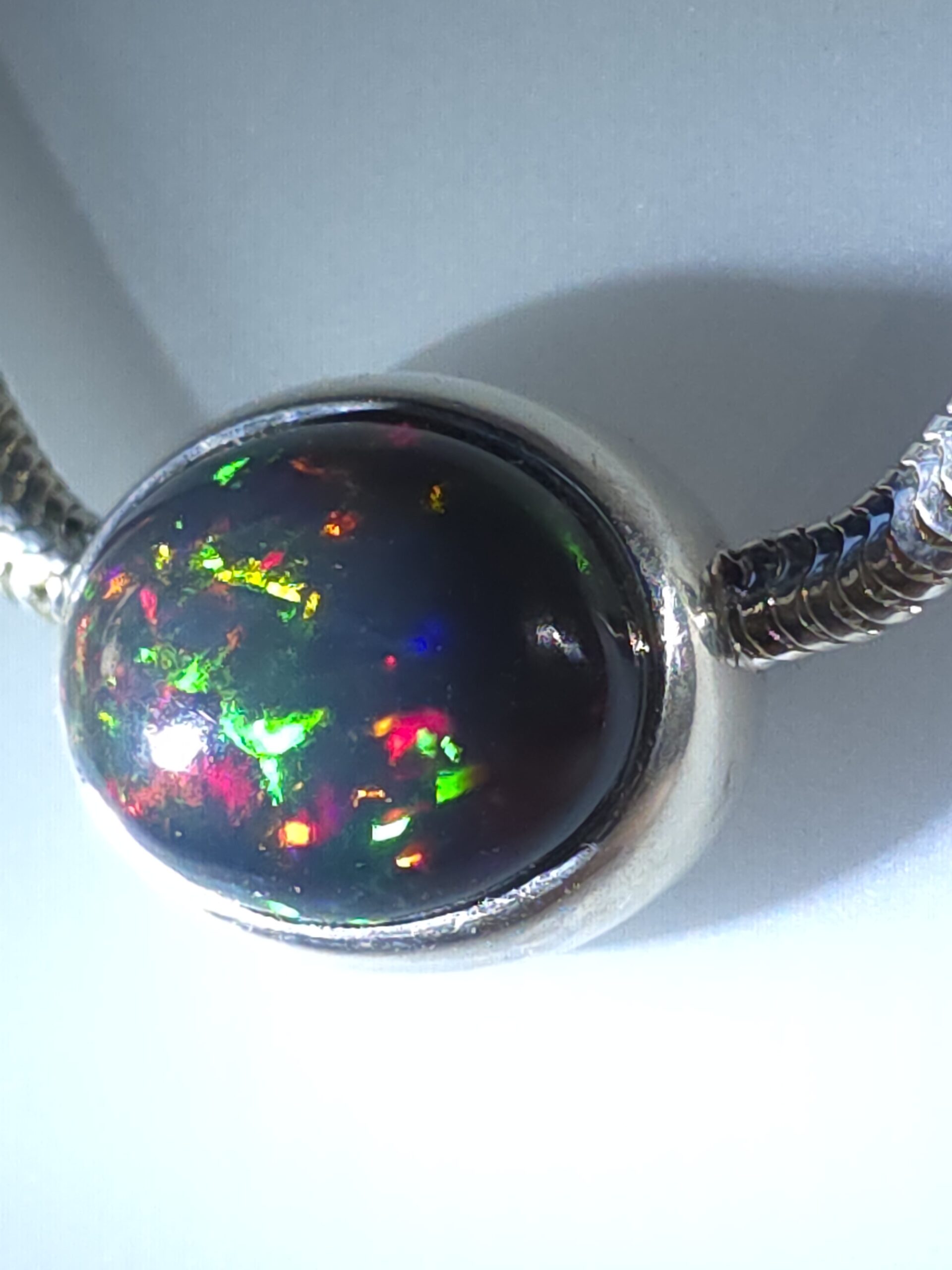 VR Uniques Welo-Opal Kette